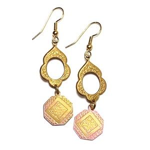 Gold antique style dangle earrings